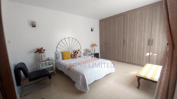5bdrm Villa in Syokimau, Hotel 67 Area for sale