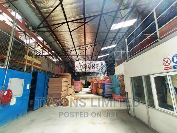 Warehouse for Sale in Industrial Area
