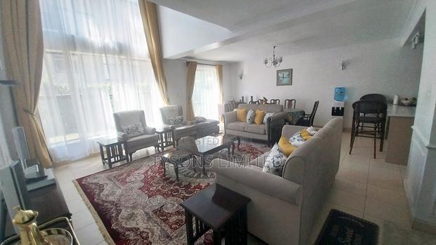 5bdrm Villa in Syokimau, Hotel 67 Area for sale