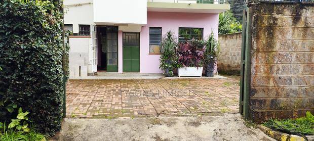 3bdrm Maisonette in Hurlingham for sale