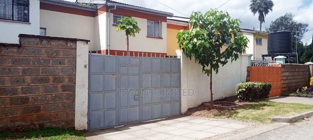 4bdrm Maisonette in Rubia Estate for sale