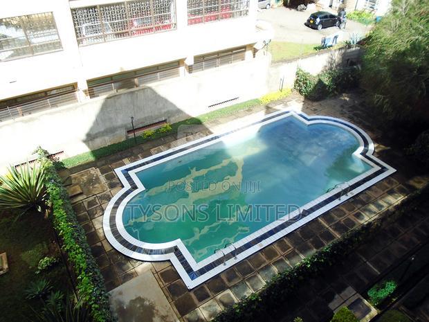 4bdrm Apartment in Kilimani, Hurlingham for sale