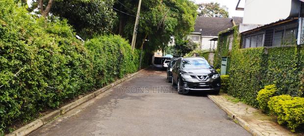 3bdrm Maisonette in Hurlingham for sale
