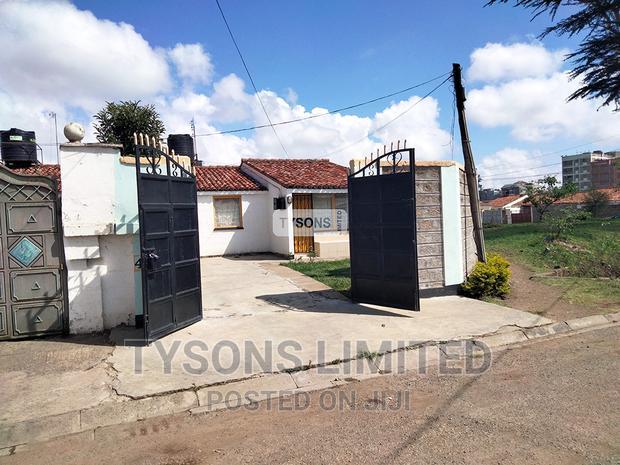 3bdrm Bungalow in Buru Buru Phase 5, Maringo/Hamza for sale