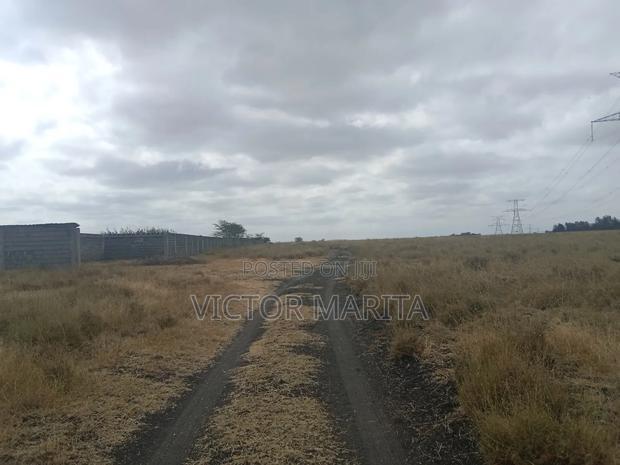 13.3 Acres for Sale on Old Nakuru Nairobi Road Mbaruk