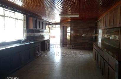 Stand Alone Bungalow Of 6 Bedrooms For Sale In Parklands