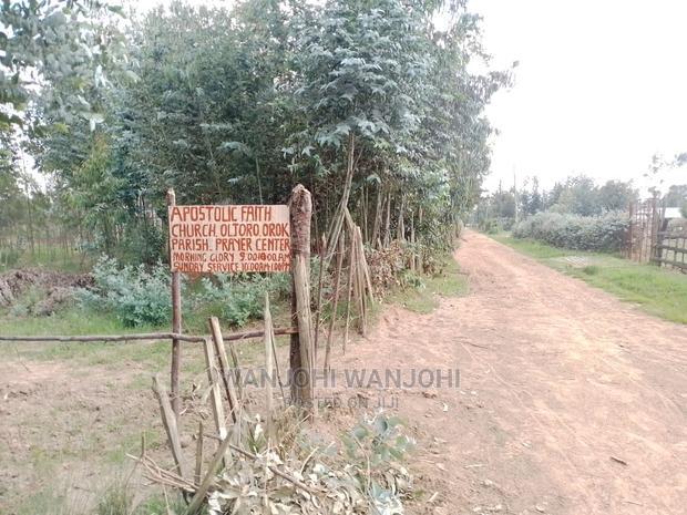 Very Prime Plots in Oljoroorok