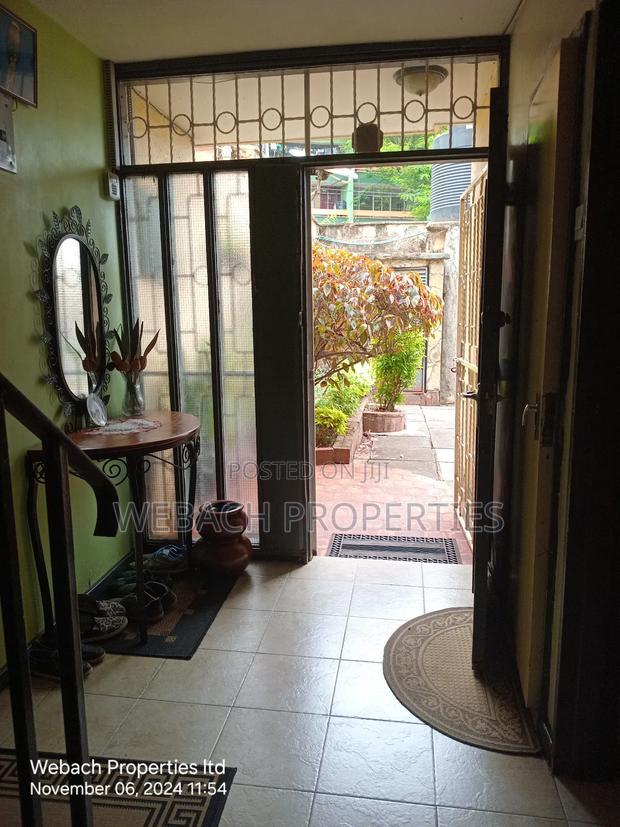 4bdrm Maisonette in Newbury, Woodley/Kenyatta Golf Course for sale