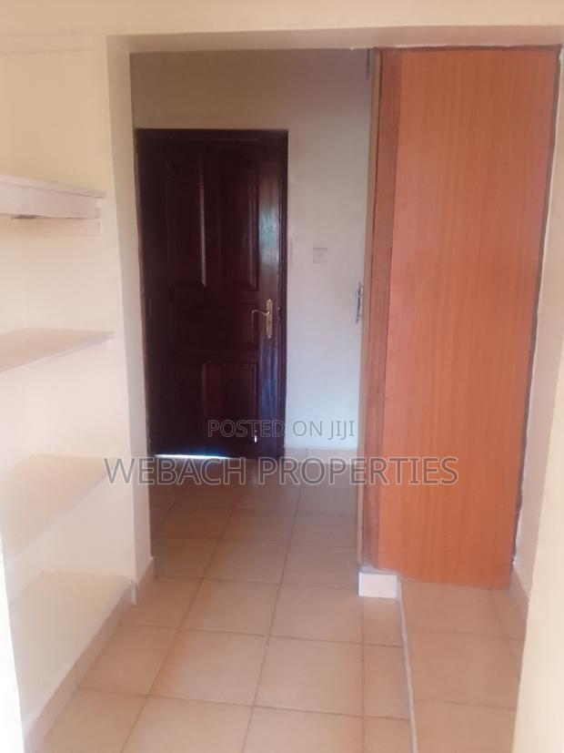5bdrm Mansion in Kiungani Road, Gateway Mall Area for sale