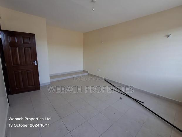 4bdrm Townhouse/Terrace in Mavoko Park, Syokimau for sale