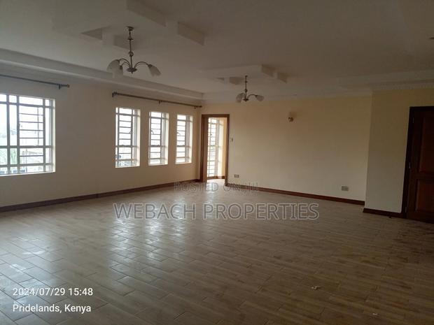 3bdrm Duplex in Rim Shopping Centre, Katani for rent
