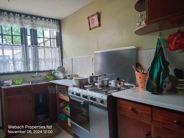4bdrm Maisonette in Newbury, Woodley/Kenyatta Golf Course for sale