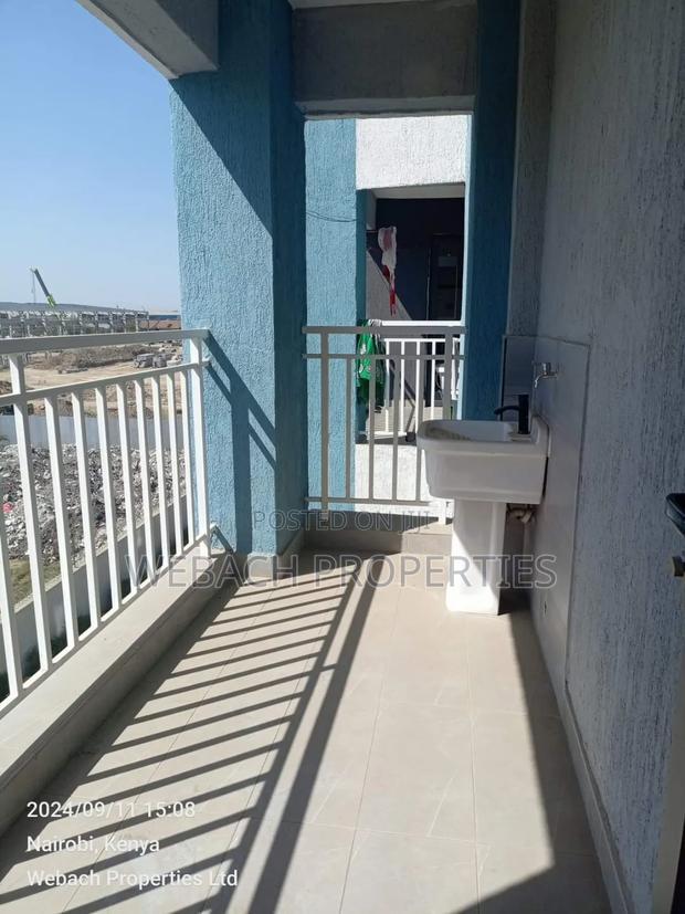 3bdrm Apartment in Makumbi Indesign, Hotel 67 Area for sale