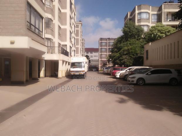 2bdrm Apartment in Gateway Mall for sale