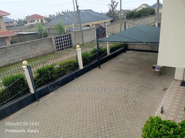 3bdrm Duplex in Rim Shopping Centre, Katani for rent