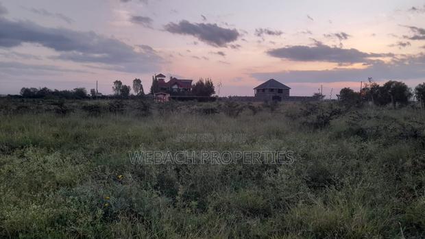 Prime 1/4 Plot Katani Along Katani Hospital Road
