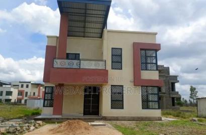 5bdrm Townhouse / Terrace in Viraj Area for rent