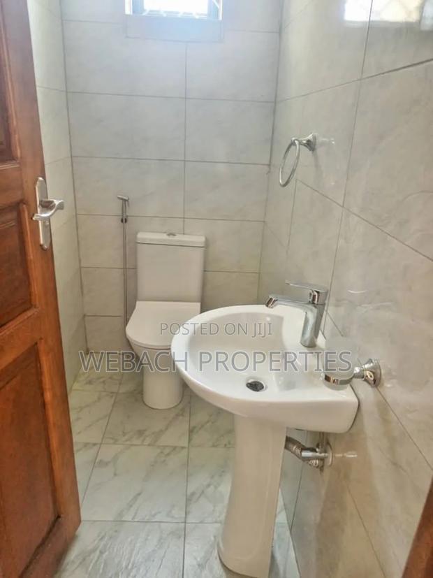 5bdrm Townhouse / Terrace in Viraj Area for rent