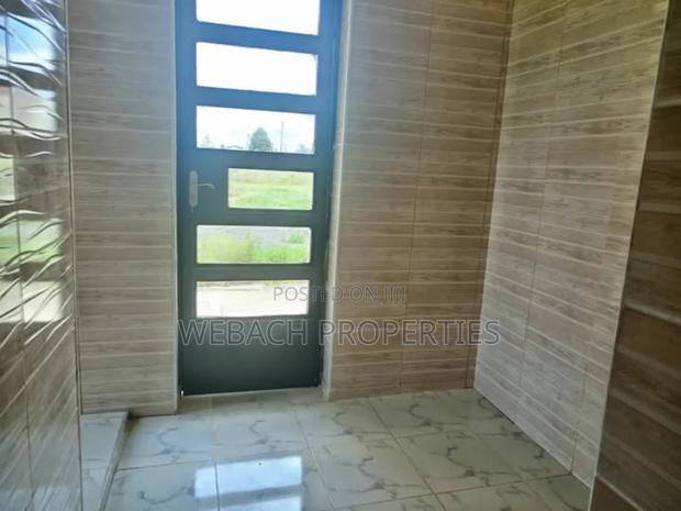 5bdrm Townhouse / Terrace in Viraj Area for rent