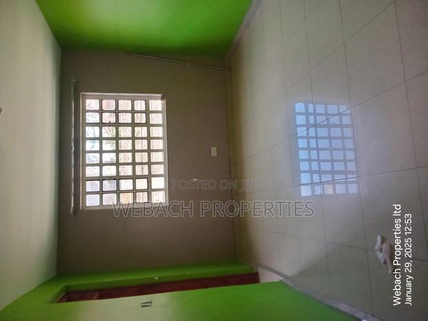 6bdrm Mansion in Parliament Road, Syokimau for rent