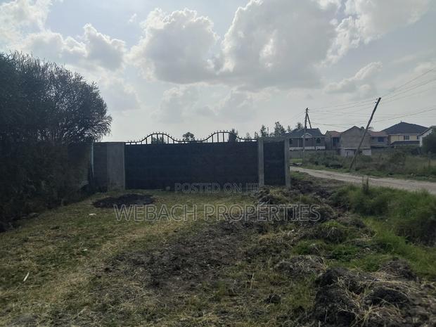 Prime 5 Acres With Ready Perimeter Wall Syokimau Katani Road