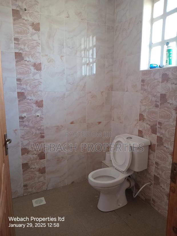 6bdrm Mansion in Parliament Road, Syokimau for rent