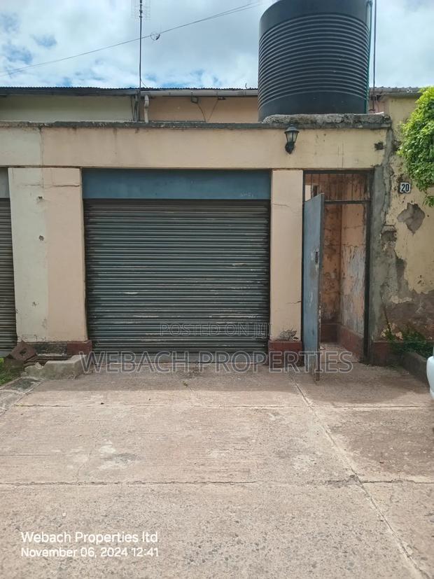 4bdrm Maisonette in Newbury, Woodley/Kenyatta Golf Course for sale