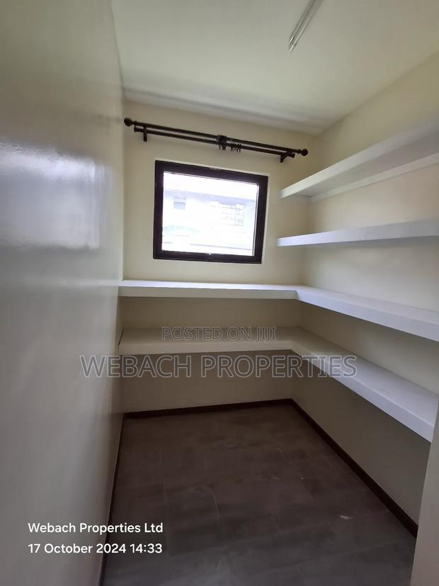 5bdrm House in Syokimau, Gateway Mall Area for sale