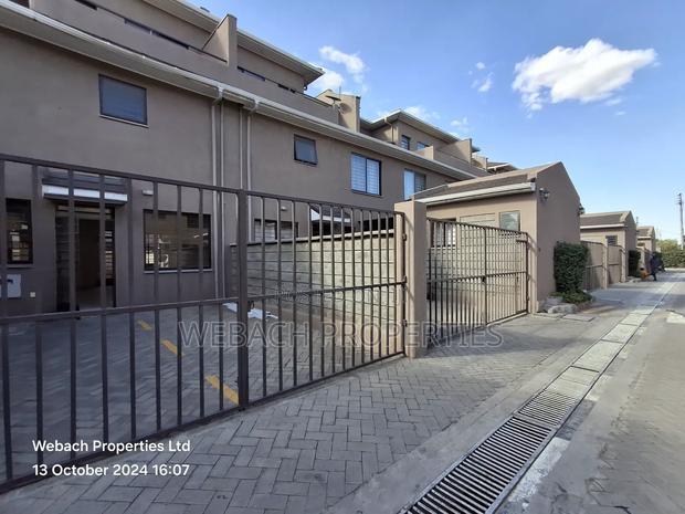 4bdrm Townhouse/Terrace in Mavoko Park, Syokimau for sale