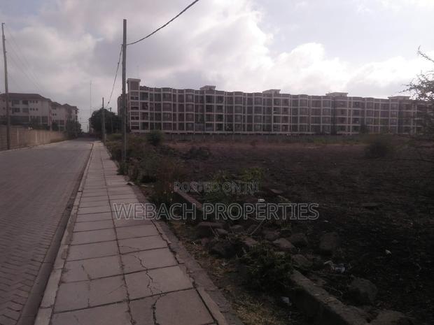 2bdrm Apartment in Gateway Mall for sale