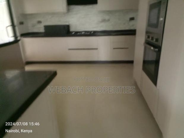 4bdrm Villa in Lavington for sale