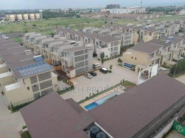 5bdrm Maisonette in Syokimau, Hotel 67 Area for rent