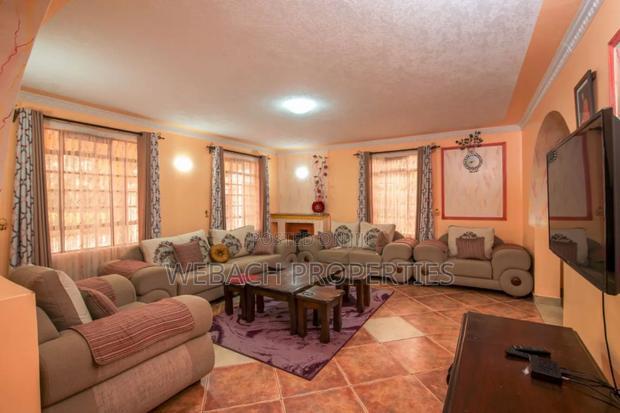 5bdrm Mansion in Meriland, Katani for sale