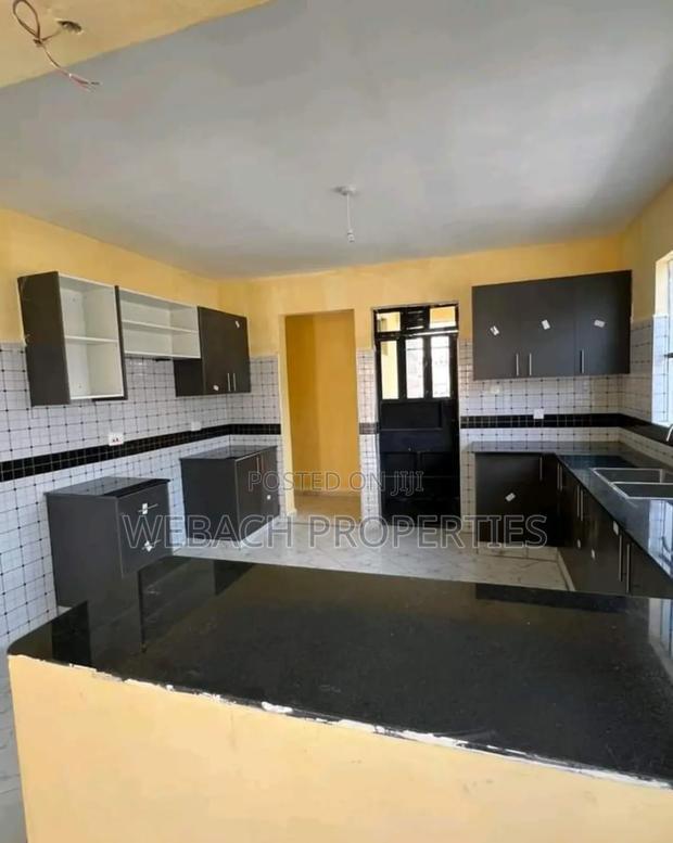3bdrm Bungalow in Yukos, Kitengela for sale