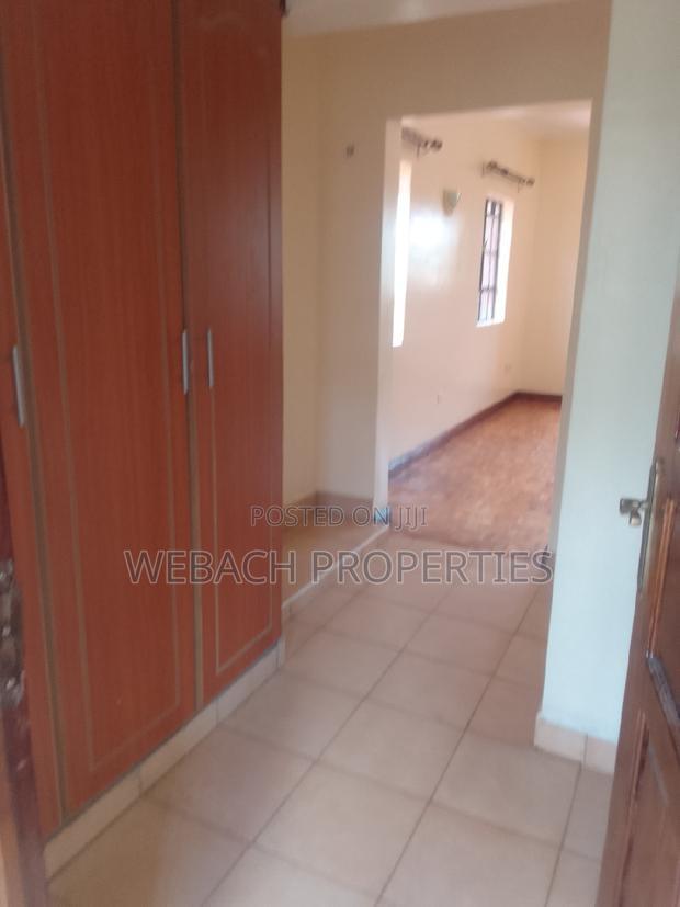 5bdrm Mansion in Kiungani Road, Gateway Mall Area for sale