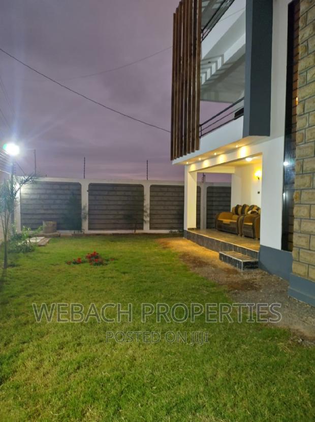 4bdrm Townhouse/Terrace in Joska for sale