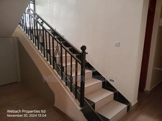 9bdrm Townhouse/Terrace in Syokimau for sale