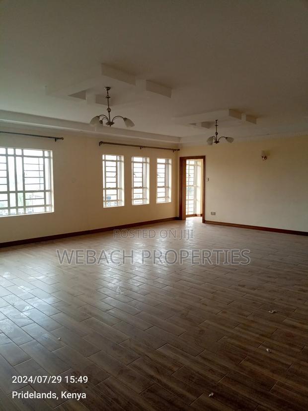 3bdrm Duplex in Rim Shopping Centre, Katani for rent