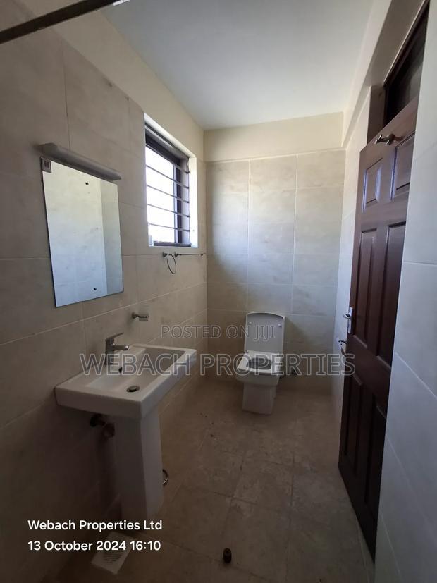 4bdrm Townhouse/Terrace in Mavoko Park, Syokimau for sale