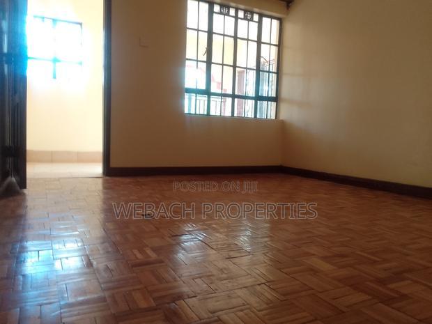 5bdrm Mansion in Kiungani Road, Gateway Mall Area for sale