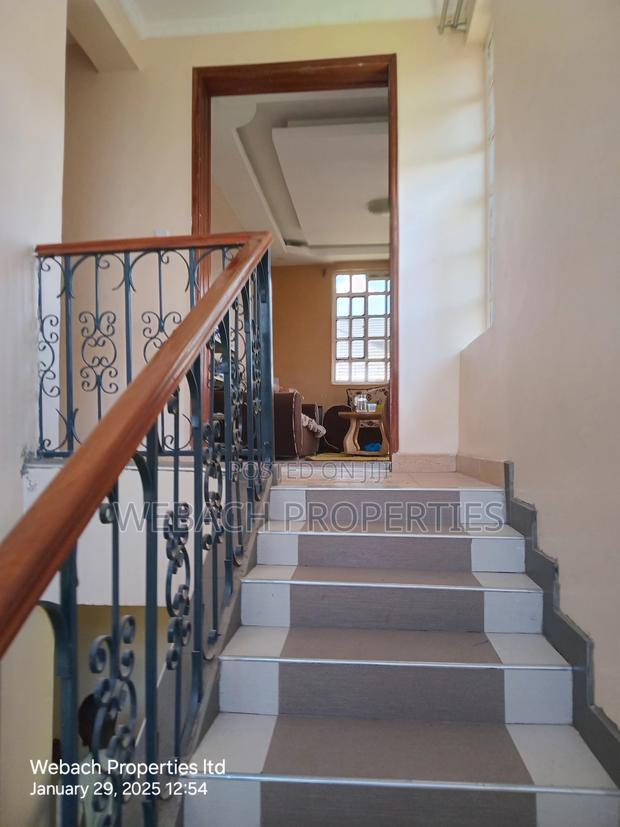 6bdrm Mansion in Parliament Road, Syokimau for rent