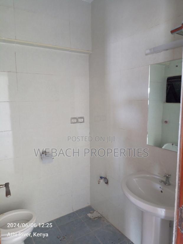 1bdrm Apartment in Mwananchi, Gateway Mall Area for rent