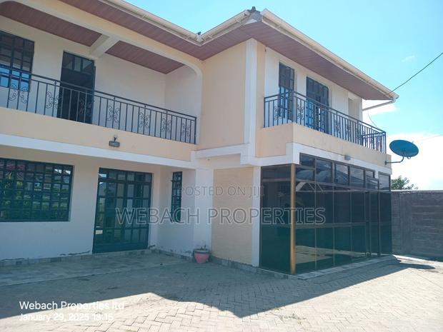 6bdrm Mansion in Parliament Road, Syokimau for rent