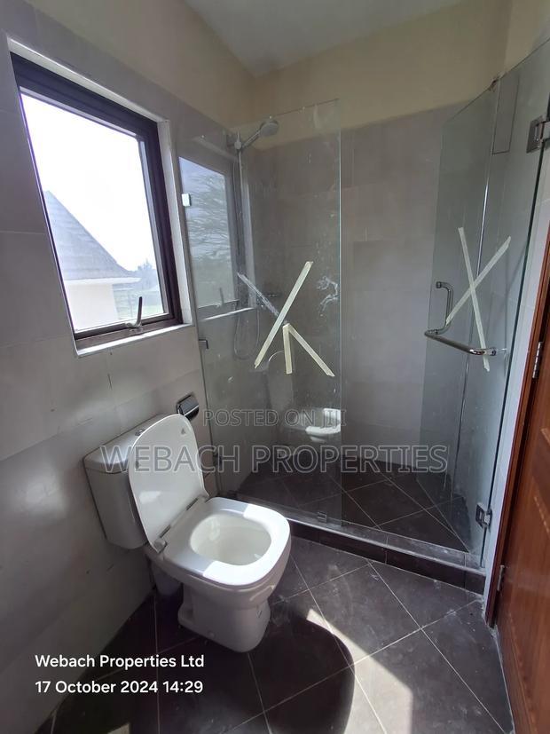 5bdrm House in Syokimau, Gateway Mall Area for sale