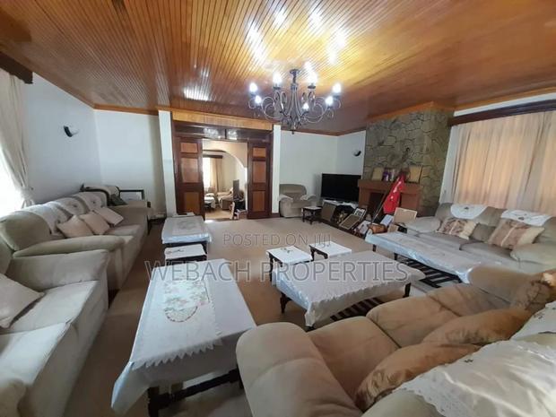 5bdrm Mansion in Dikdik Road, Kileleshwa for sale