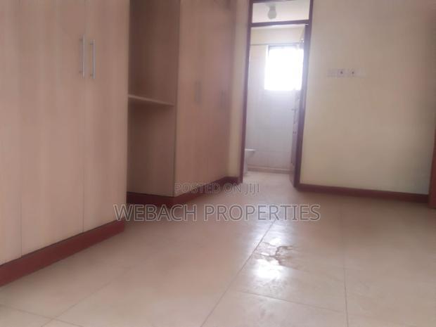 2bdrm Apartment in Gateway Mall for sale