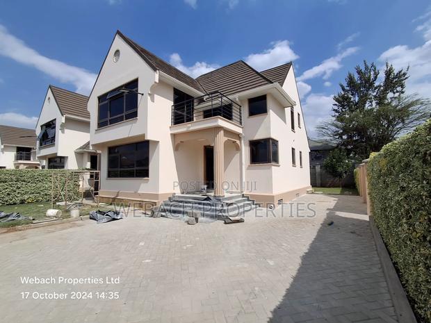 5bdrm House in Syokimau, Gateway Mall Area for sale