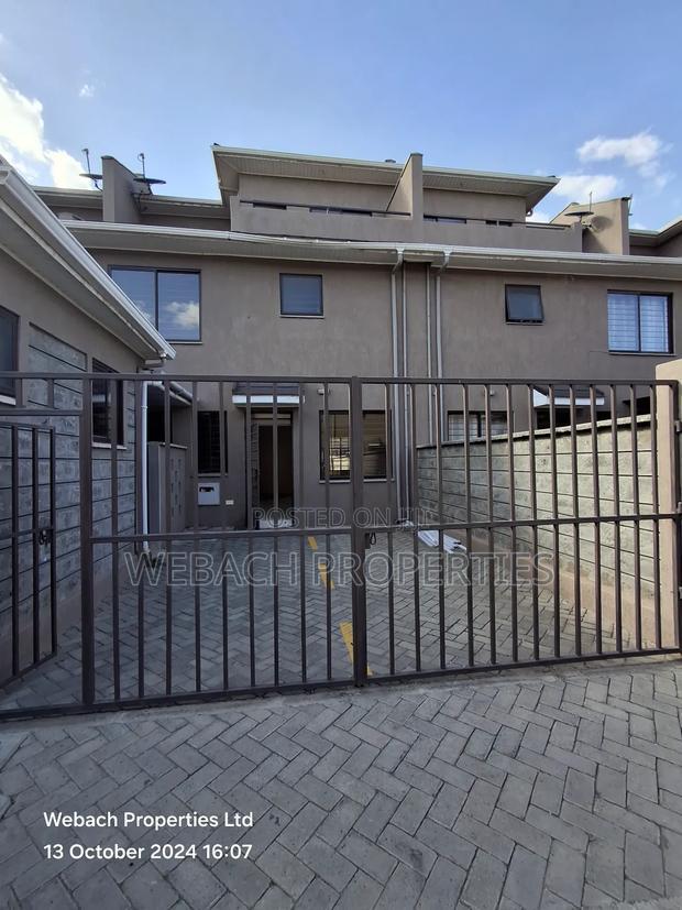 4bdrm Townhouse/Terrace in Mavoko Park, Syokimau for sale