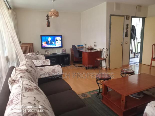 4bdrm Maisonette in Newbury, Woodley/Kenyatta Golf Course for sale