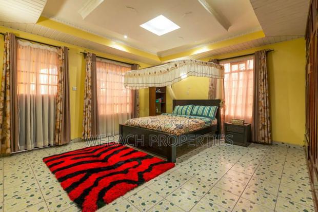 5bdrm Mansion in Meriland, Katani for sale